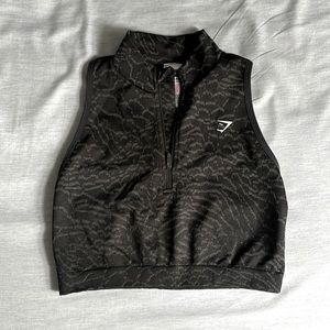 Adapt Animal Seamless Crop